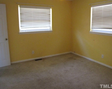 9 Greenfield Court - Photo Thumbnail 5
