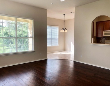 16100 S Great Oaks Dr - Photo Thumbnail 2