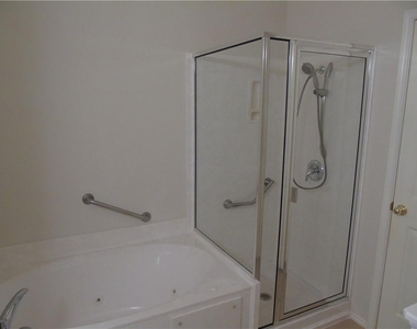 16100 S Great Oaks Dr - Photo Thumbnail 12