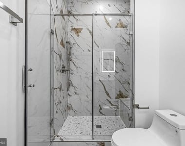 2532 Elvans Road Se - Photo Thumbnail 49