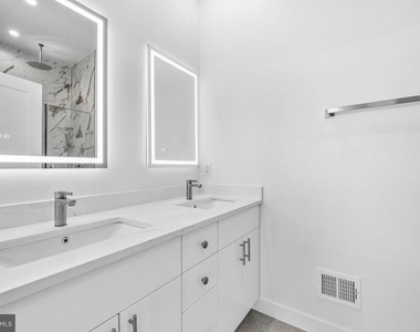 2532 Elvans Road Se - Photo Thumbnail 48