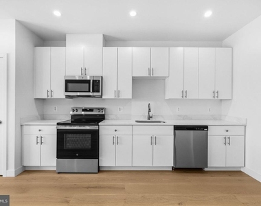 2532 Elvans Road Se - Photo Thumbnail 6