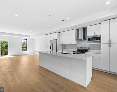 2532 Elvans Road Se - Photo Thumbnail 26