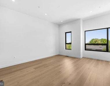 2532 Elvans Road Se - Photo Thumbnail 46