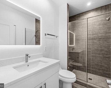 2532 Elvans Road Se - Photo Thumbnail 9