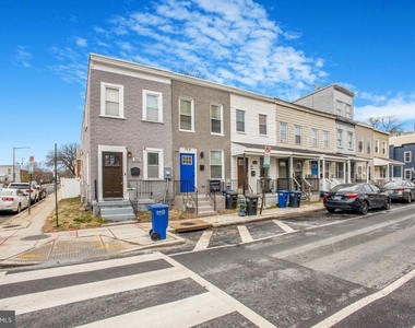 702 19th Street Ne - Photo Thumbnail 3