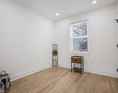 702 19th Street Ne - Photo Thumbnail 11