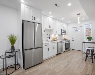 702 19th Street Ne - Photo Thumbnail 5