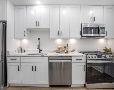702 19th Street Ne - Photo Thumbnail 7
