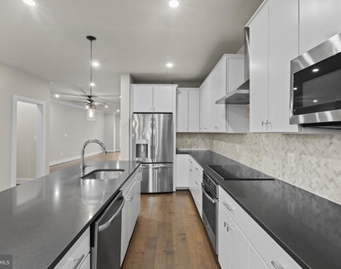 7225 Georgia Avenue Nw - Photo Thumbnail 12