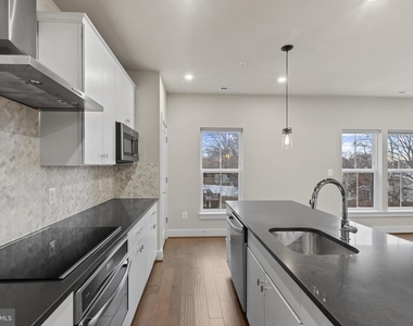 7225 Georgia Avenue Nw - Photo Thumbnail 7