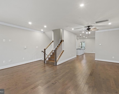 7225 Georgia Avenue Nw - Photo Thumbnail 2