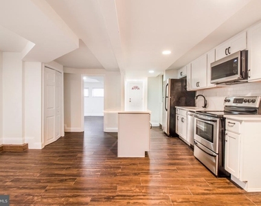 104 15th Street Se - Photo Thumbnail 1