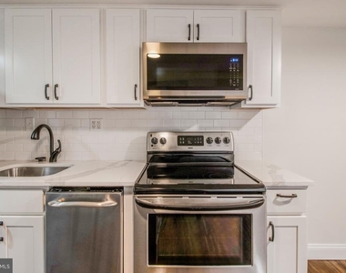 104 15th Street Se - Photo Thumbnail 5