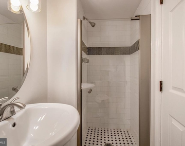 104 15th Street Se - Photo Thumbnail 17