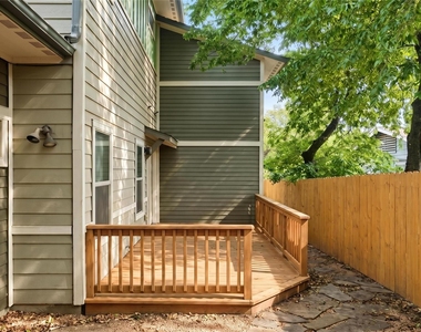 3202 Merrie Lynn Ave - Photo Thumbnail 25