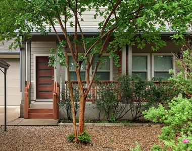 3202 Merrie Lynn Ave - Photo Thumbnail 2