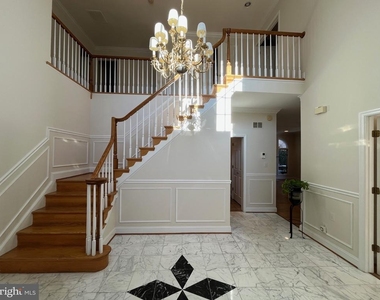 5179 Macomb Street Nw - Photo Thumbnail 2