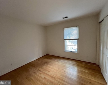 5179 Macomb Street Nw - Photo Thumbnail 16