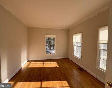 5179 Macomb Street Nw - Photo Thumbnail 11