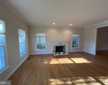 5179 Macomb Street Nw - Photo Thumbnail 3