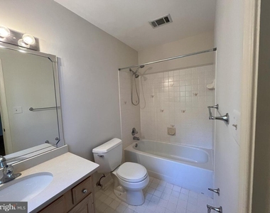 5179 Macomb Street Nw - Photo Thumbnail 19