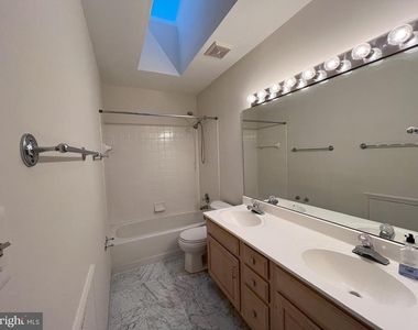 5179 Macomb Street Nw - Photo Thumbnail 17