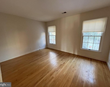 5179 Macomb Street Nw - Photo Thumbnail 18