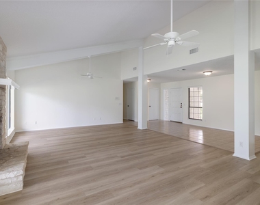 611 Lido St - Photo Thumbnail 7