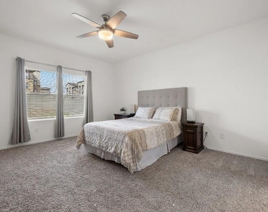 104 Blue Blaze Trl - Photo Thumbnail 8
