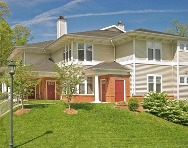 1766 Sugar Maple Ct - Photo Thumbnail 2