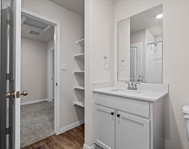 20221 Heinrich Ln - Photo Thumbnail 34
