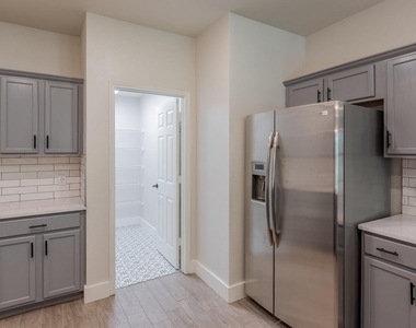 3213 Canyon Ledge Cv - Photo Thumbnail 12