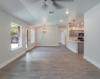 3213 Canyon Ledge Cv - Photo Thumbnail 17