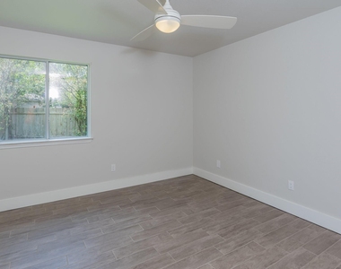3213 Canyon Ledge Cv - Photo Thumbnail 19
