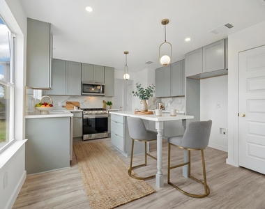 13501 Sierra Wind Ln - Photo Thumbnail 3