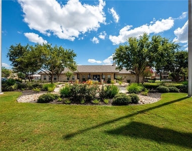 19145 Leigh Ln - Photo Thumbnail 37