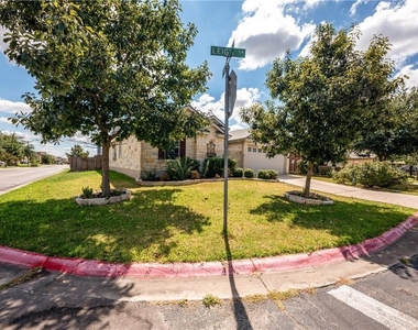 19145 Leigh Ln - Photo Thumbnail 3