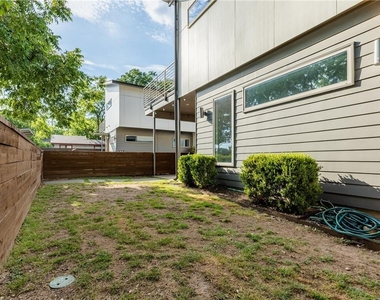500 W 51st St - Photo Thumbnail 31