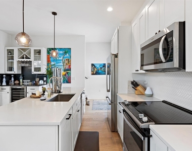 4800 Vinson Dr - Photo Thumbnail 12