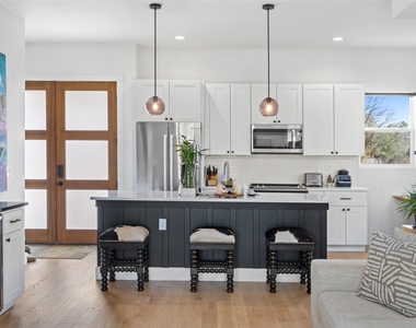 4800 Vinson Dr - Photo Thumbnail 10