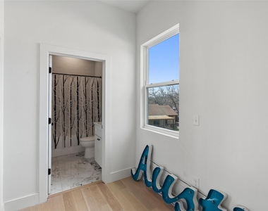 4800 Vinson Dr - Photo Thumbnail 30