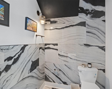 4800 Vinson Dr - Photo Thumbnail 35