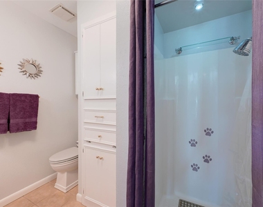 2437 Crosswind Dr - Photo Thumbnail 11