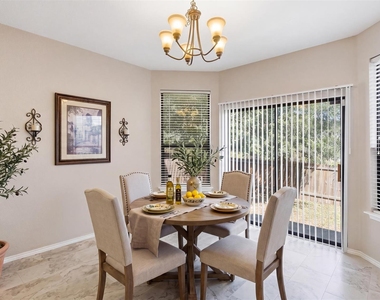 280 Cordero Dr - Photo Thumbnail 14