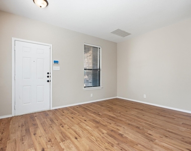 280 Cordero Dr - Photo Thumbnail 4