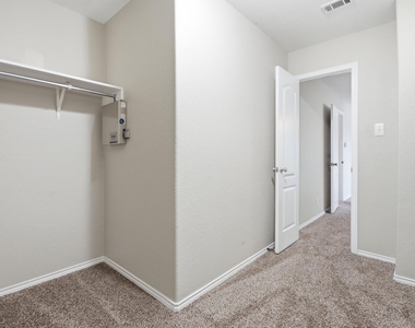 280 Cordero Dr - Photo Thumbnail 28