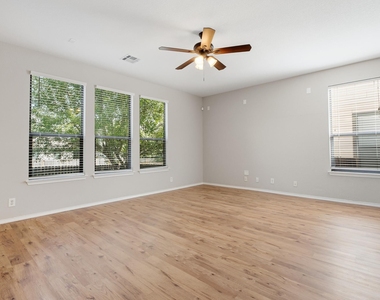 280 Cordero Dr - Photo Thumbnail 8
