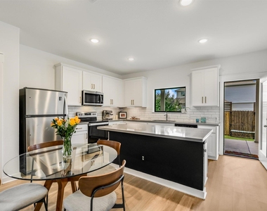616 Pheasant Hill Ln - Photo Thumbnail 5