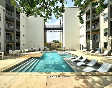 4801 Springdale Dr - Photo Thumbnail 2